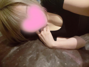 あいな