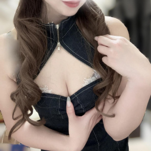 姫咲 かれん