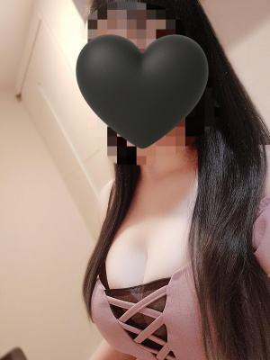 西内 りさ