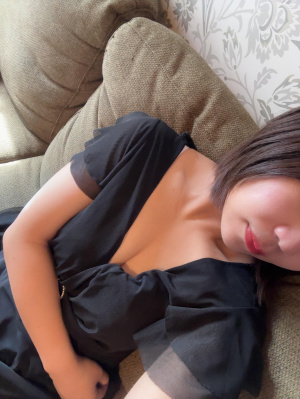 如月なな