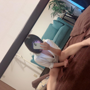 如月なな