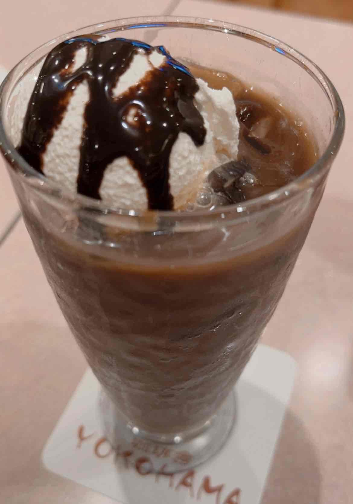 土屋ひな