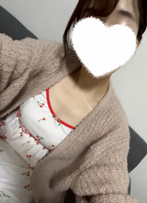 土屋ひな