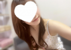 土屋ひな