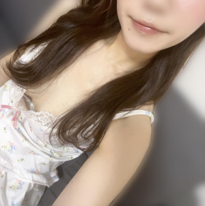 土屋ひな