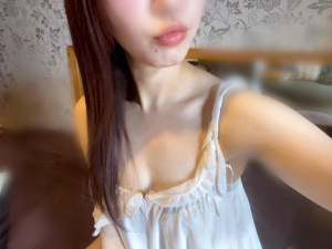 土屋ひな