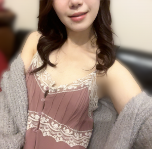 土屋ひな
