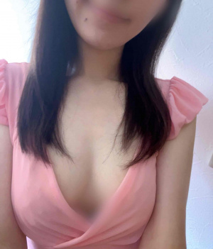 土屋ひな