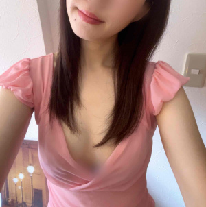 土屋ひな