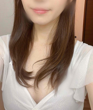 土屋ひな