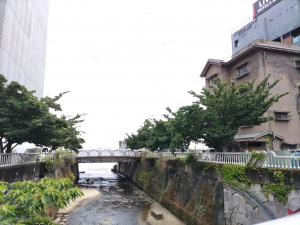 えみな