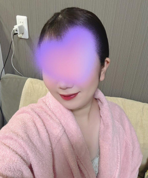 あやむ